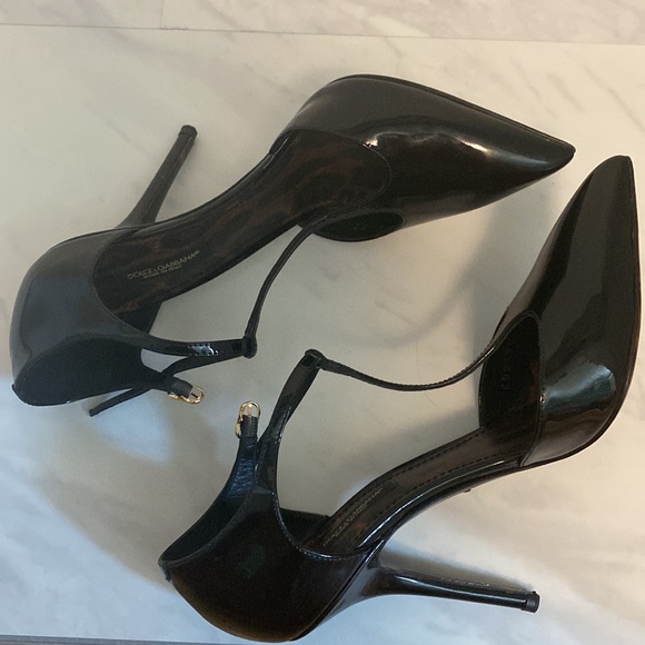 Black Patent Dolce & Gabbana Pump - Picture 9 of 9